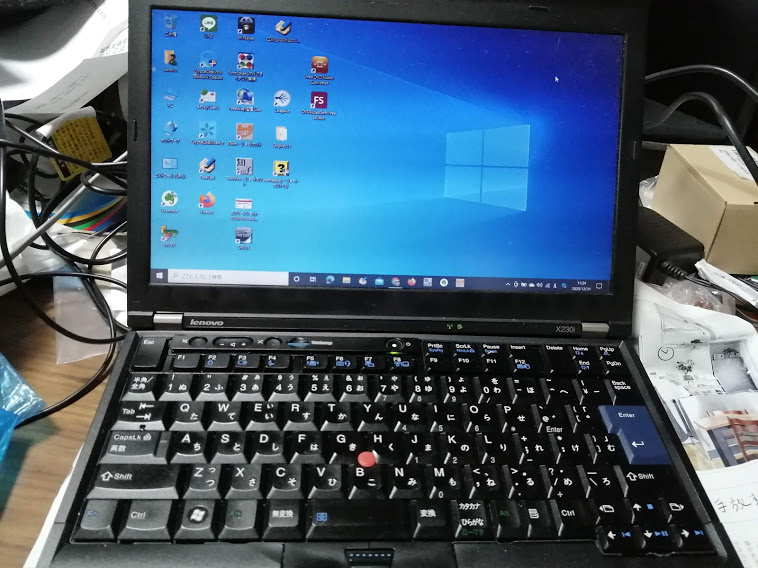 ThinkPad X230iにX220まで採用されていた7段キーボードを載せて対応しないキーはアプリで調整したら現役でも困らないマシン