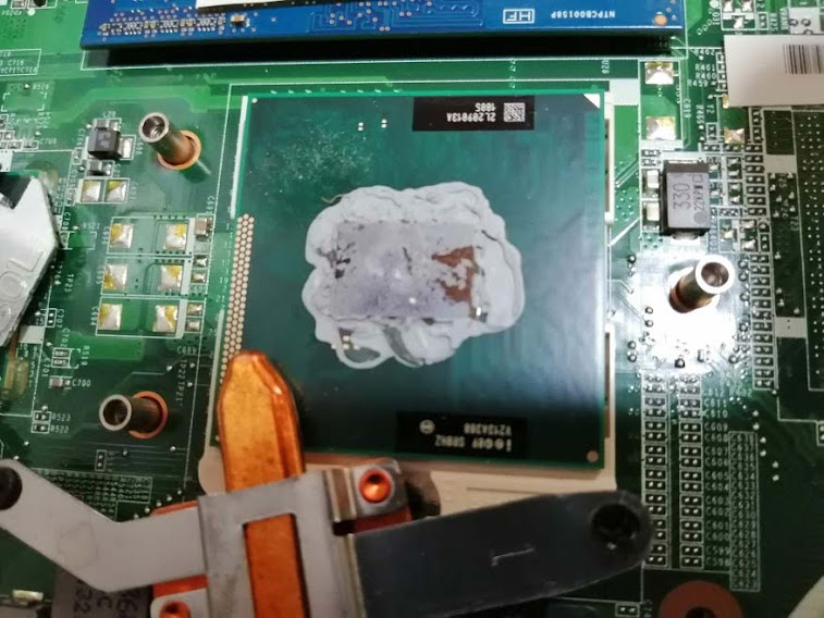 グリスが塗ってある