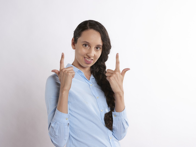 緊縮財政の中途半端な財出と中途半端な自粛を繰り返し、コロナ禍がいつまで経っても終わらない今日このごろを三橋貴明さんが批判