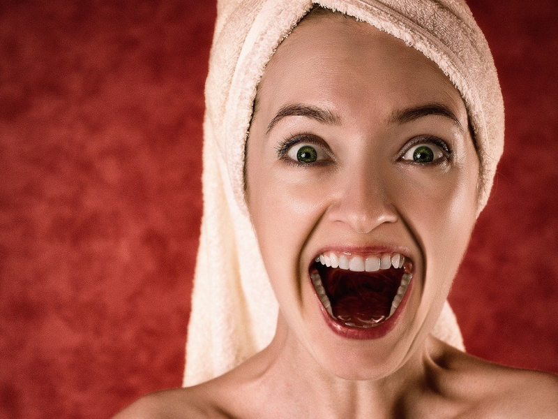 ネットの叩きが問題になっています。不毛な罵詈雑言は論外ですし、そもそも言葉が「浅い」「狭い」「軽い」ことが問題