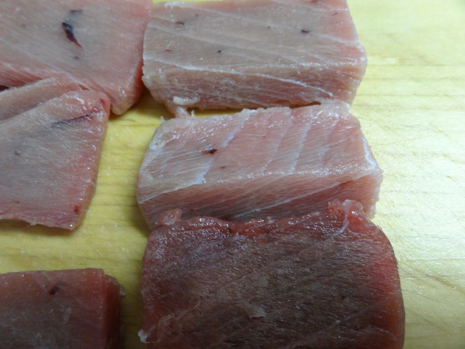 マグロは内出血
