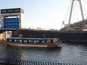 屋形船が返ってくる