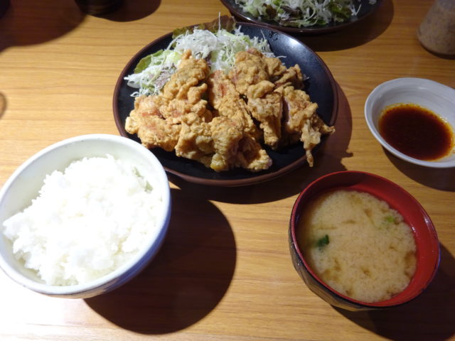 丼やたつみ
