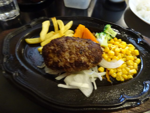 黒毛和牛100％ハンバーグ