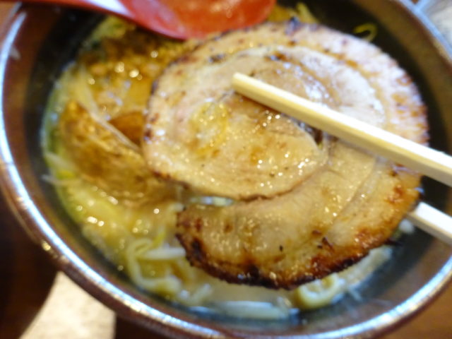 九州麦味噌味噌漬け炙りチャーシュー麺のチャーシュー