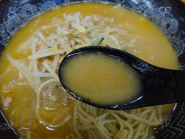 濃厚味噌は白味噌