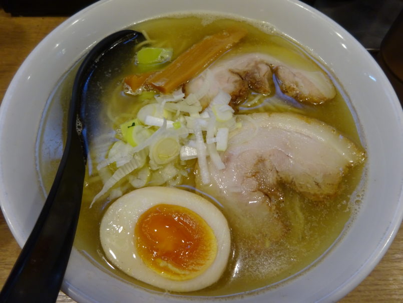 横浜家系らーめん希家池上店の鯛塩ラーメン