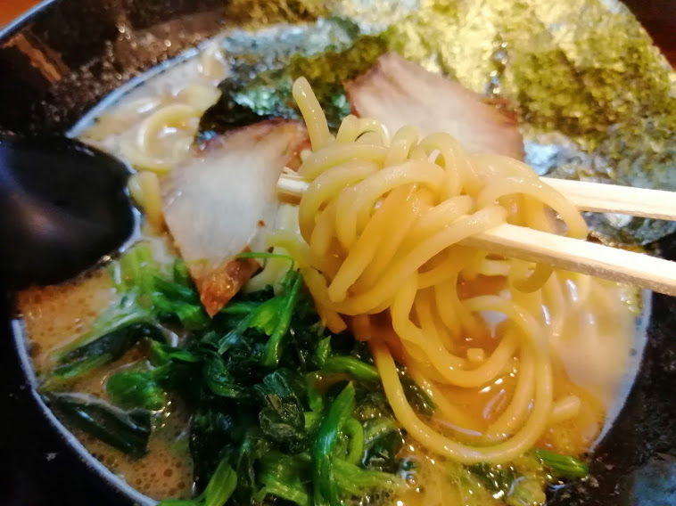 横浜家系ラーメン武（大田区西蒲田）は『濃厚でまろやか！スープのうまさが自慢』を標榜する醤油・塩・味噌・辛味噌提供店