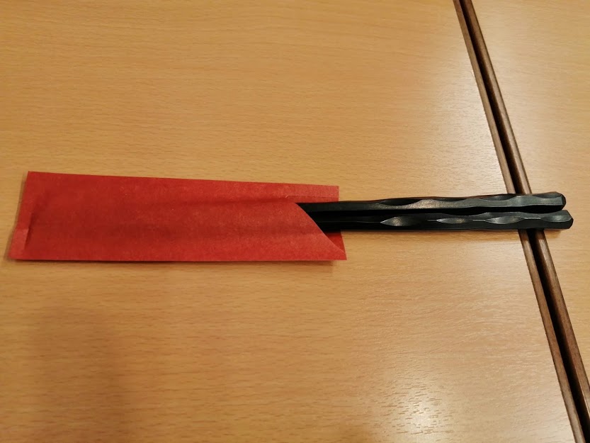 箸は洗い箸でエコ仕様