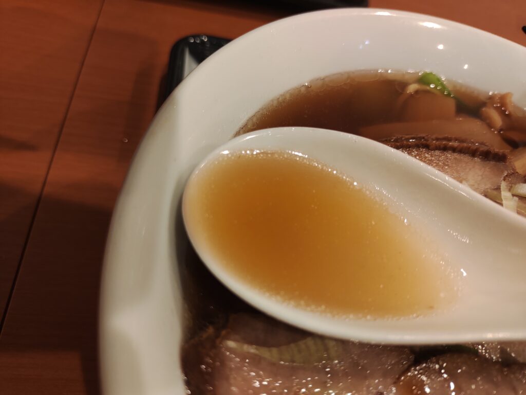 濃いめの醤油スープ